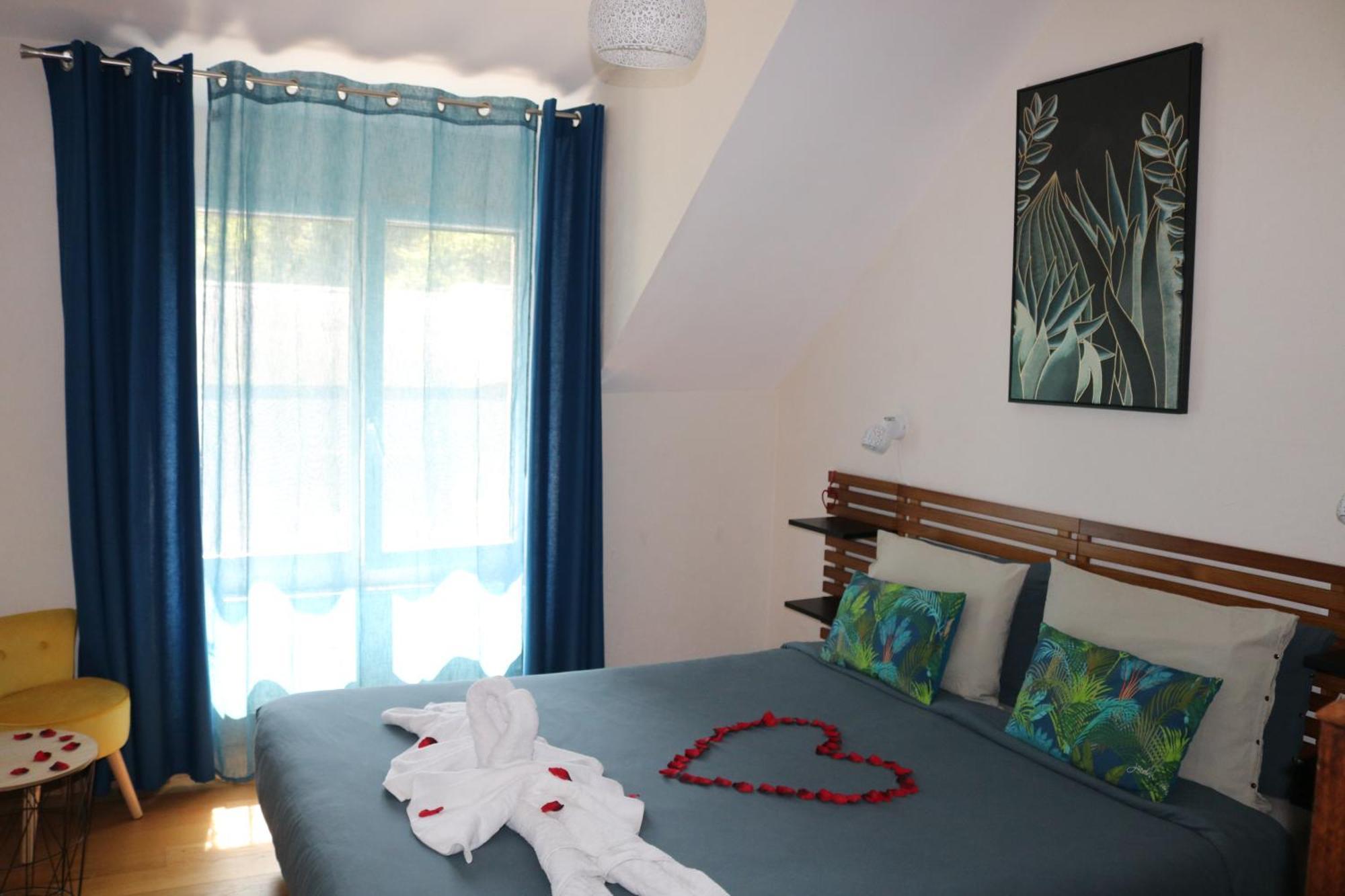 L'Autre Monde Chambres D'Hotes (Adults Only) Faverolles  外观 照片